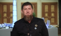 Рамзан Кадыров поздравил выпускников России с окончанием школы