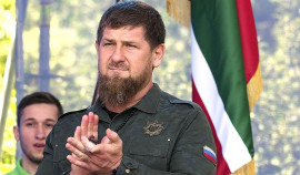 Рамзан Кадыров поздравил жителей Татарстана с Днем Республики