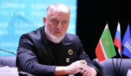 Адам Делимханов призвал жителей проявить единство и принять участие в выборах| грозный, чгтрк