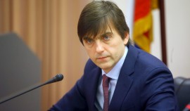 Минпросвещения РФ: Завершение учебного года раньше срока в школах РФ не планируется