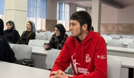 В ЧГУ прошла встреча студентов с участником СВО| грозный, чгтрк