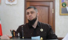 Ахмед Дудаев провел встречу с сотрудниками МинНацИнформа ЧР