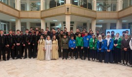 Сотрудники Росгвардии приняли участие в патриотическом мероприятии ко Дню Героев Отечества в Грозном