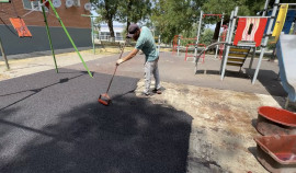 В Грозном продолжаются массовые субботники по благоустройству