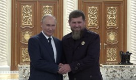 Рамзан Кадыров поздравил Владимира Путина с днём рождения