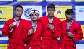 Чеченские спортсмены завоевали золото на молодежном первенстве мира по самбо