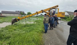 Из-за проливных дождей в Урус-Мартановском районе ЧР подтоплены несколько домов| грозный, чгтрк