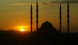 В Грозном подвели итоги конкурса на лучшее стихотворение, посвященное Пророку Мухаммаду ﷺ