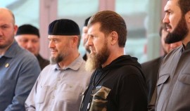 В Ахмат-Юрте открыли парк «Путь отца» к 75-летию Ахмата-Хаджи Кадырова
