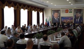 Рустам Шаптукаев провел совещание в администрации Гудермесского муниципального района