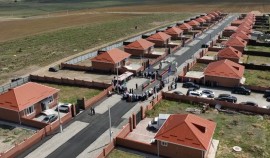 26 новых домов для переселенцев из оползневой зоны открыли в Надтеречном районе| грозный, чгтрк