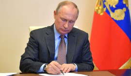 Владимир Путин подписал указ о поддержке волонтеров и выплатах в случае их гибели в ДНР и ЛНР