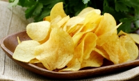 24 августа в 1853 году впервые были приготовлены чипсы