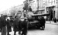 13 апреля 1944 г. Симферополь освобожден от немецко-фашистских захватчиков
