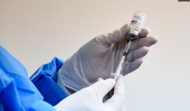 Компания AstraZeneca изменила название своей вакцины от коронавируса