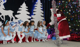 Дед Мороз специального назначения посетил учебные заведения Росгвардии в Грозном