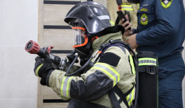 Пожарные провели учение в грозненской школе