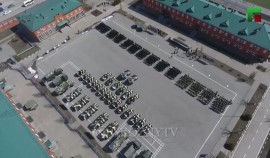 В центре Грозного собрались сотни родственников бойцов Полка полиции особого назначения имени Ахмата-Хаджи Кадырова.