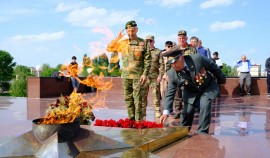 В Чеченской Республике проходит патриотическая акция «Цветы Победы»