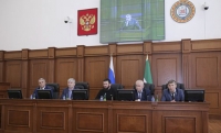 Парламент Чечни принял законопроект, дающий право обучающимся одеваться в соответствии с вероисповеданием