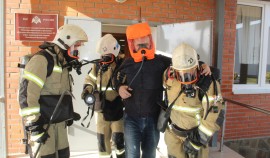 Межведомственные пожарно-технические учения прошли в грозненской школе Росгвардии