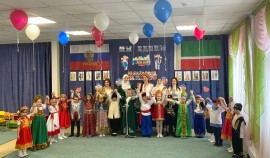 В грозненском детском саду Росгвардии отметили открытие Года единства народов России