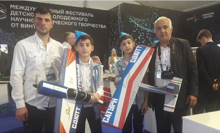 Чеченские школьники принимают участие в XI Международном фестивале «От винта!»