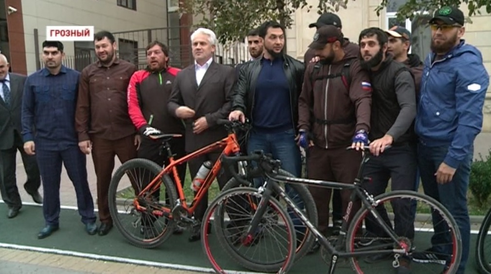 В Грозном состоялось открытие первой велодорожки