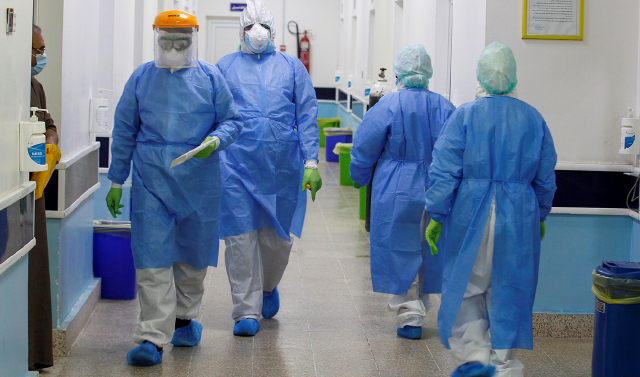 За последние сутки медики диагностировали коронавирус  у 5 482 жителей России