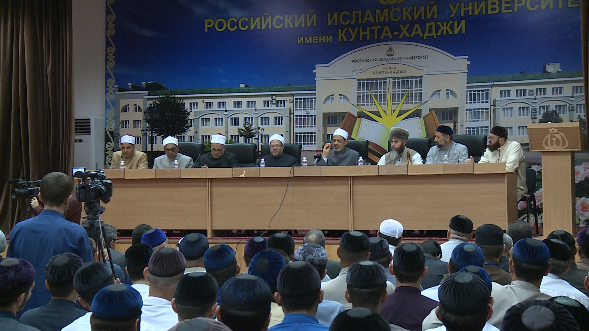 Участники Международной исламской конференции посетили образовательные учреждения столицы Чечни