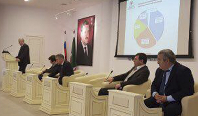 В Грозном обсудили вопросы развития системы дополнительного образования
