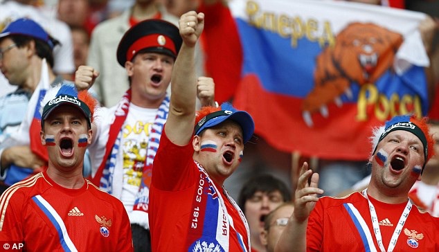 Первый матч российских футболистов на Евро-2016 состоится со сборной Англии