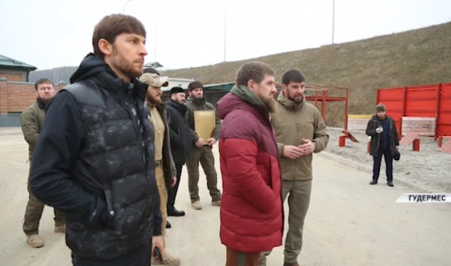 Росгвардейцы Чечни готовятся к Международному турниру по тактической стрельбе «UAE Swat Challenge»