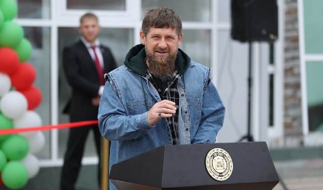 Рамзан Кадыров поздравил сотрудников «Почты России» с их профессиональным праздником 