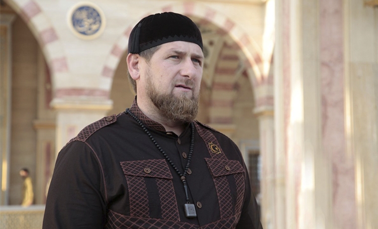 Рамзан Кадыров поздравил мусульман с наступлением Священного месяца Раби-уль Авваль