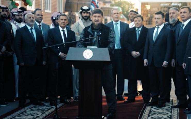 Рамзан Кадыров принял участие в торжественном открытии поселка Ойсхара