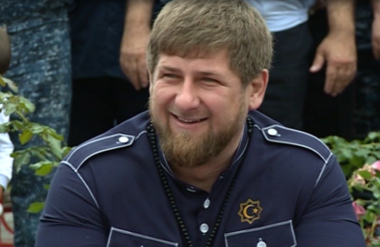 Р. Кадыров побывал на праздничной линейке в родной школе