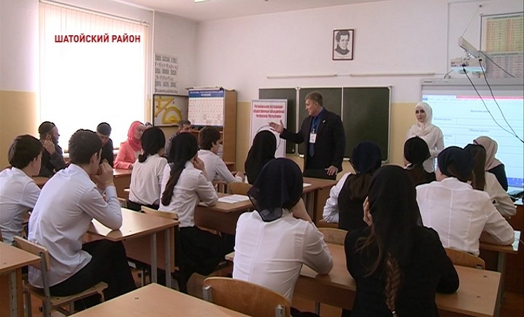Чеченские школьники участвуют в проекте «Возвращение к истокам» 