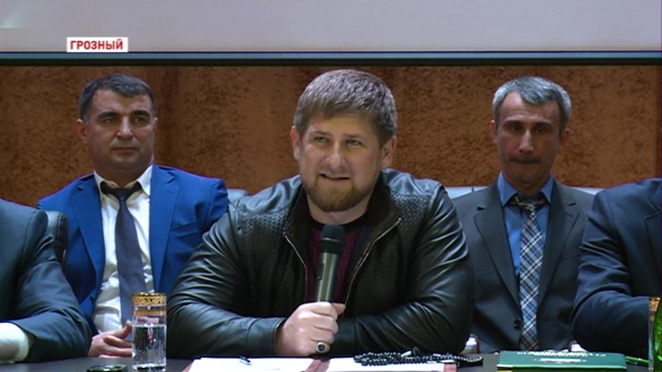 Р. Кадыров посетил студенческий технопарк ЧГУ
