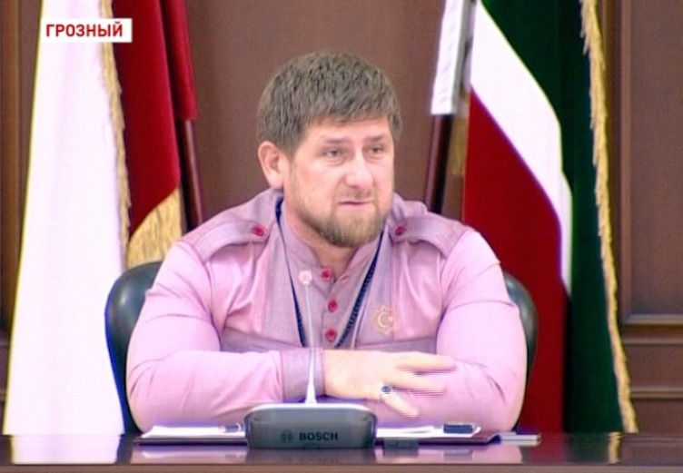 Рамзан Кадыров требует проверить медучреждения республики