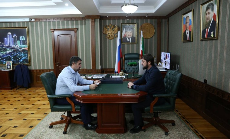 Муслим Зайпуллаев встретился с главой администрации Надтеречного района