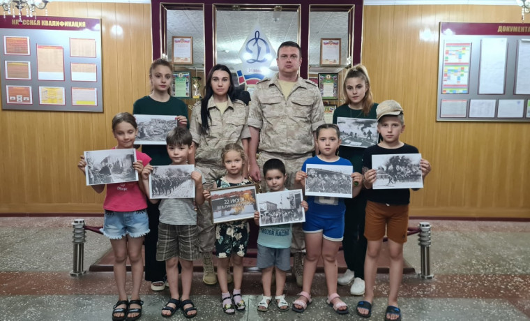 Грозненское соединение Росгвардии присоединилось к акции «Свеча памяти»