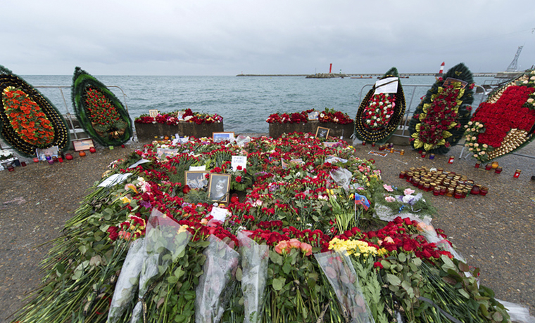 Опознано более 70 погибших в крушении Ту-154