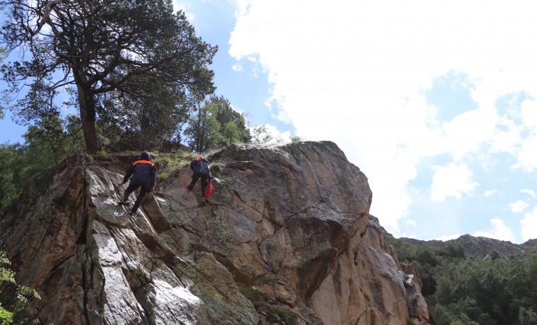 Спасатели из ЧР прошли альпинистскую подготовку