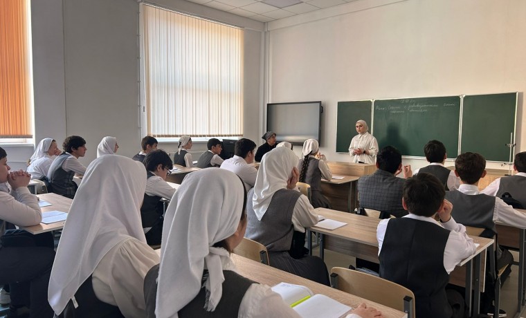 «Единая Россия» организовала уроки здоровья в школах Чеченской Республики