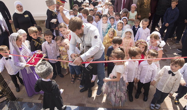 В Грозном открылся детский сад «Сказочный замок»