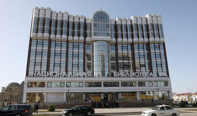 Фонд Национальной библиотеки Чечни пополнился на 5 тысяч книг