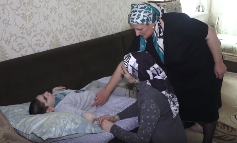 Фонд Кадырова оказал помощь нуждающимся жителям Чечни