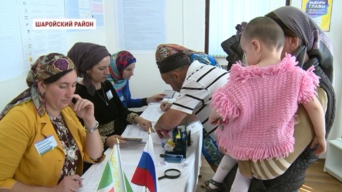 Жители  села Кенхи Шаройского района проголосовали за своих кандидатов