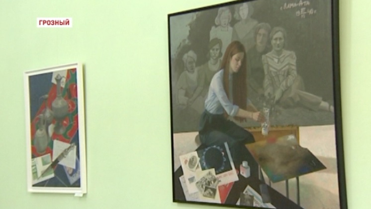 В Грозном открылась выставка известной российской художницы Ксении Соповой